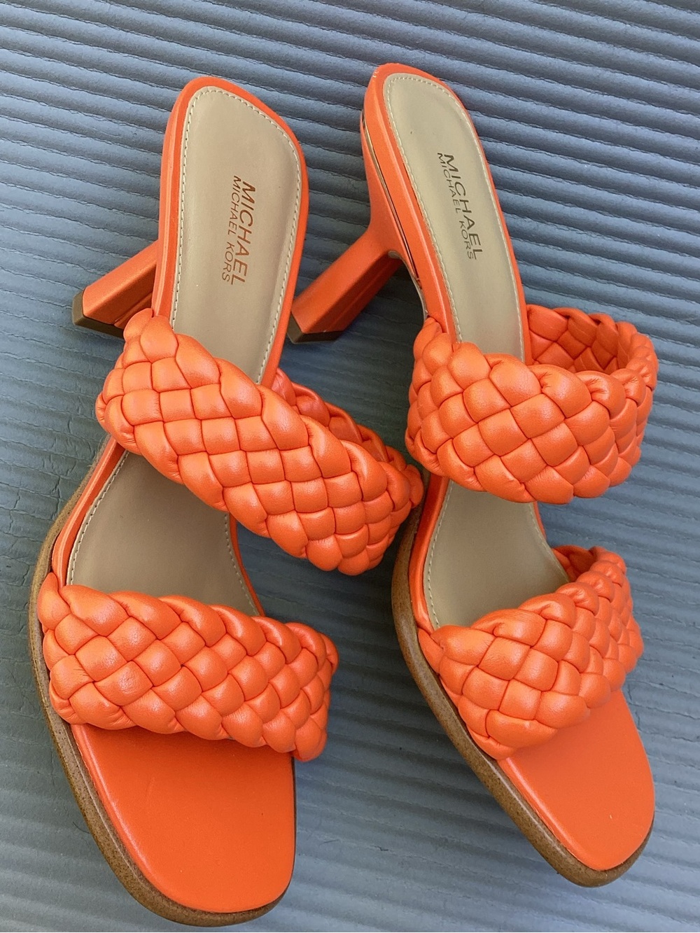 MICHAEL Michael Kors Braided Double-Strap Slide Sandals in Bright Orange NWOB - Picture 4 of 8